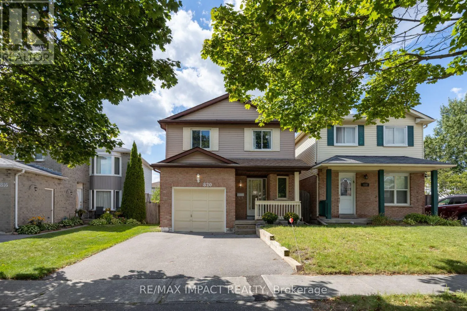 820 BENNETT CRESCENT