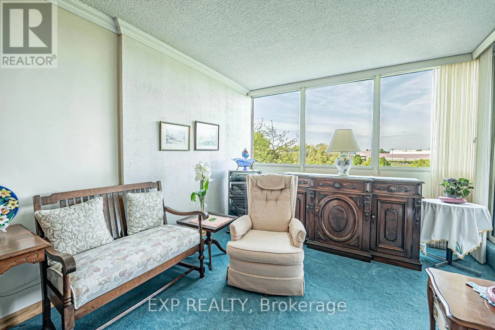 #402 - 44 FALBY COURT