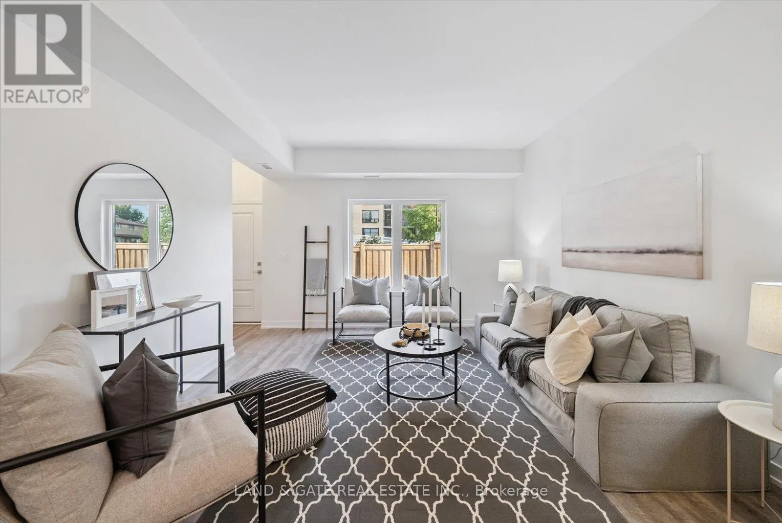 4 - 223 ALBERT STREET, #4