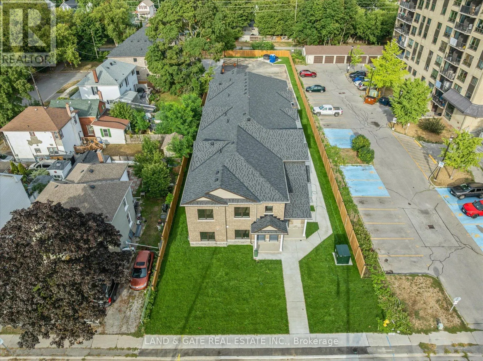 4 - 223 ALBERT STREET, #4