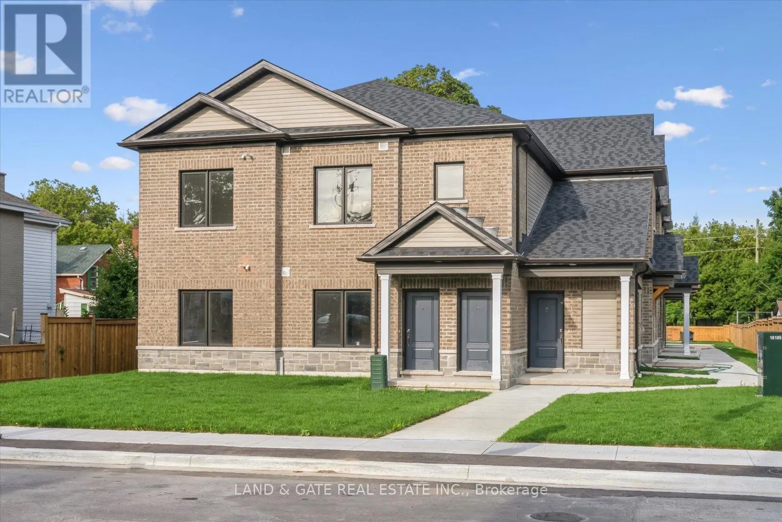 4 - 223 ALBERT STREET, #4