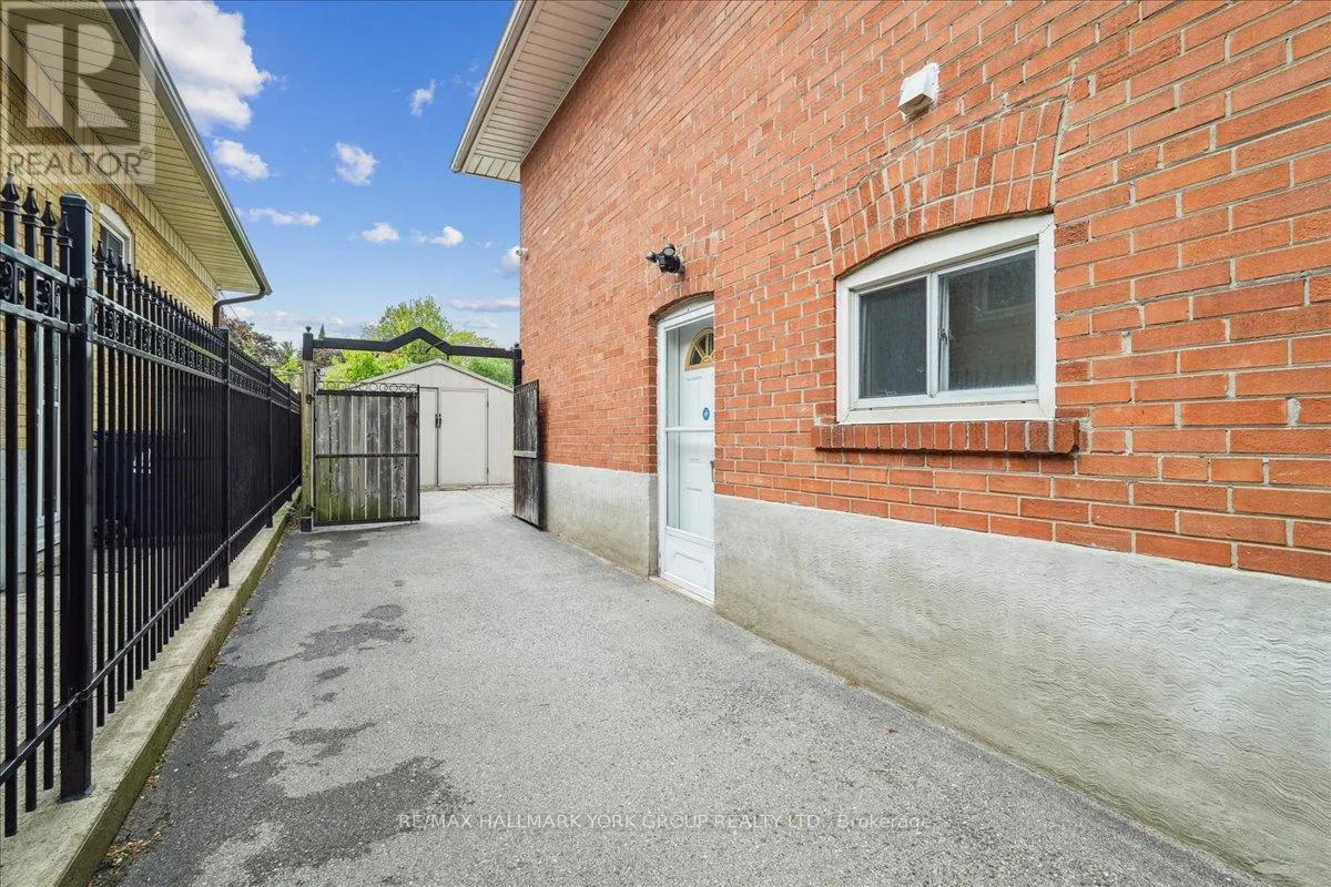 20 ABBEVILLE ROAD