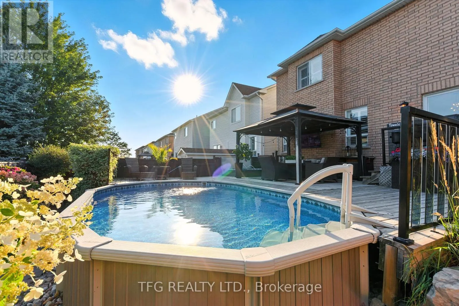 1588 SPENCELY DRIVE