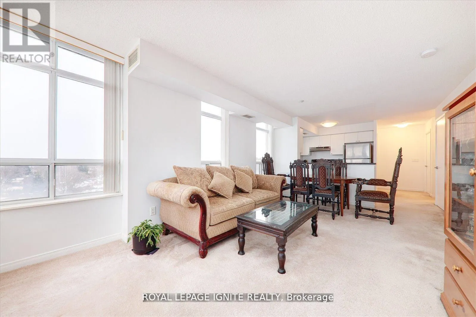 808 - 3650 KINGSTON ROAD
