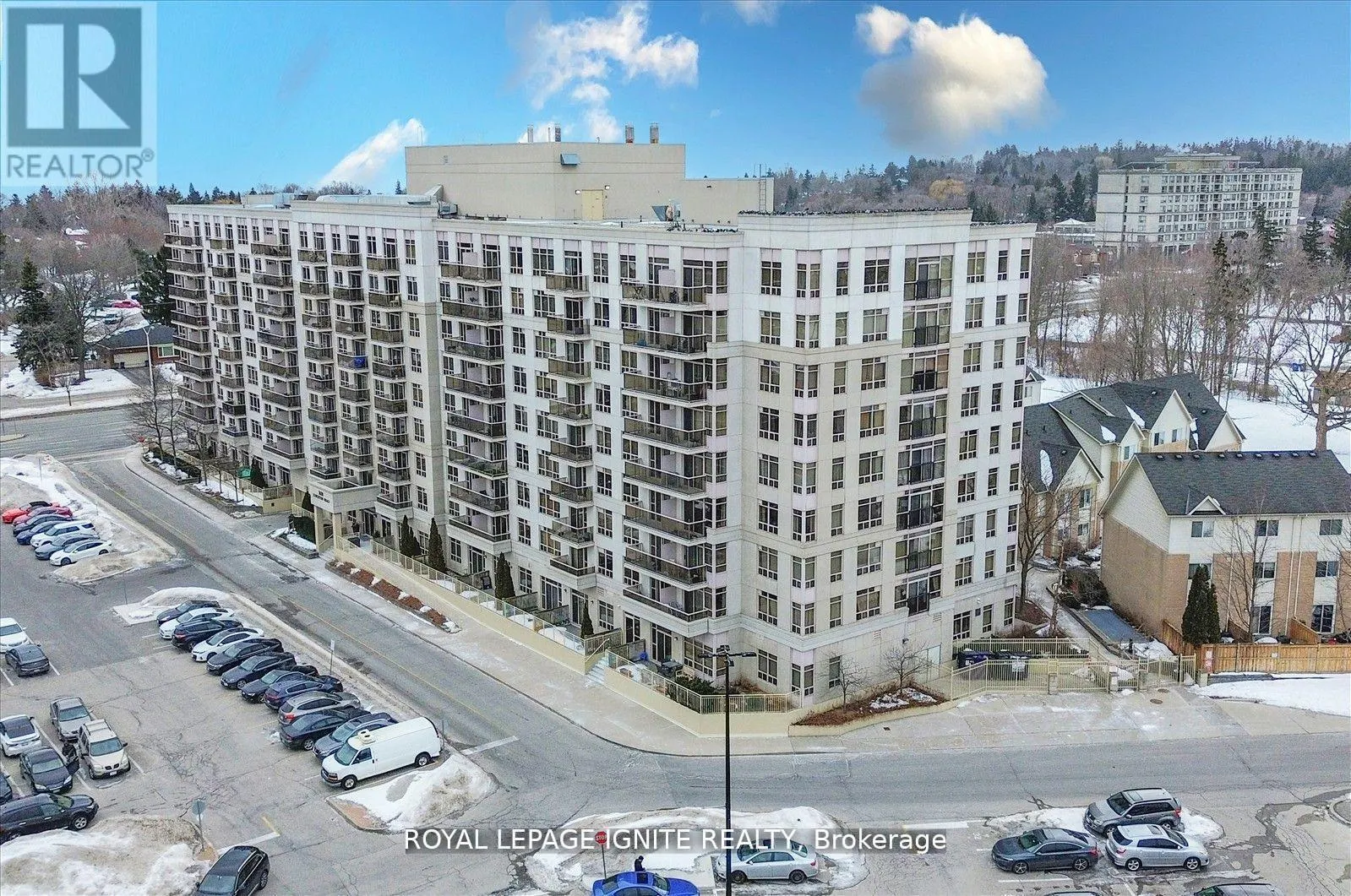 808 - 3650 KINGSTON ROAD