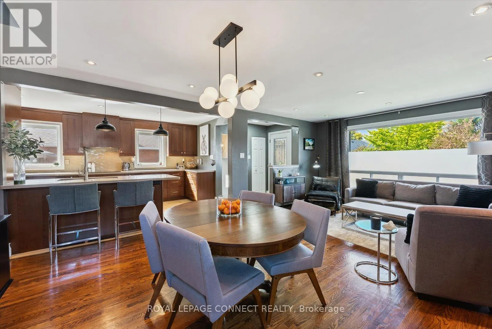47 BRENDA CRESCENT