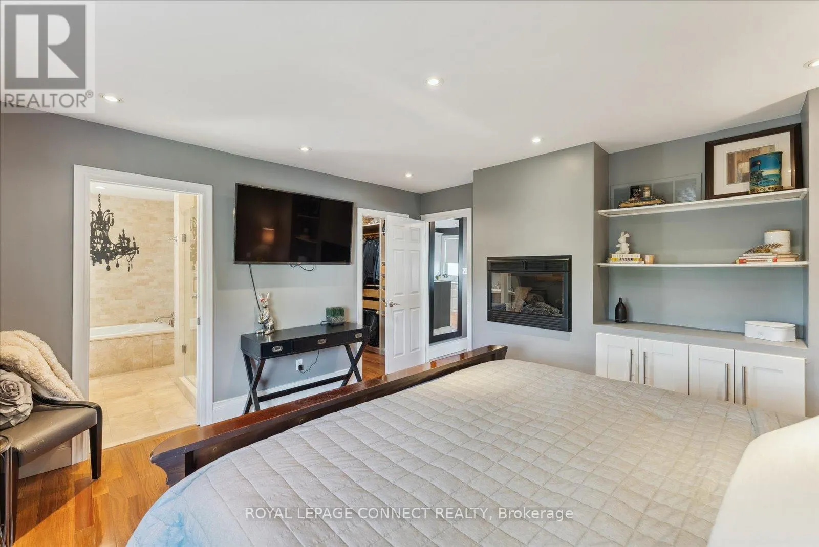 47 BRENDA CRESCENT