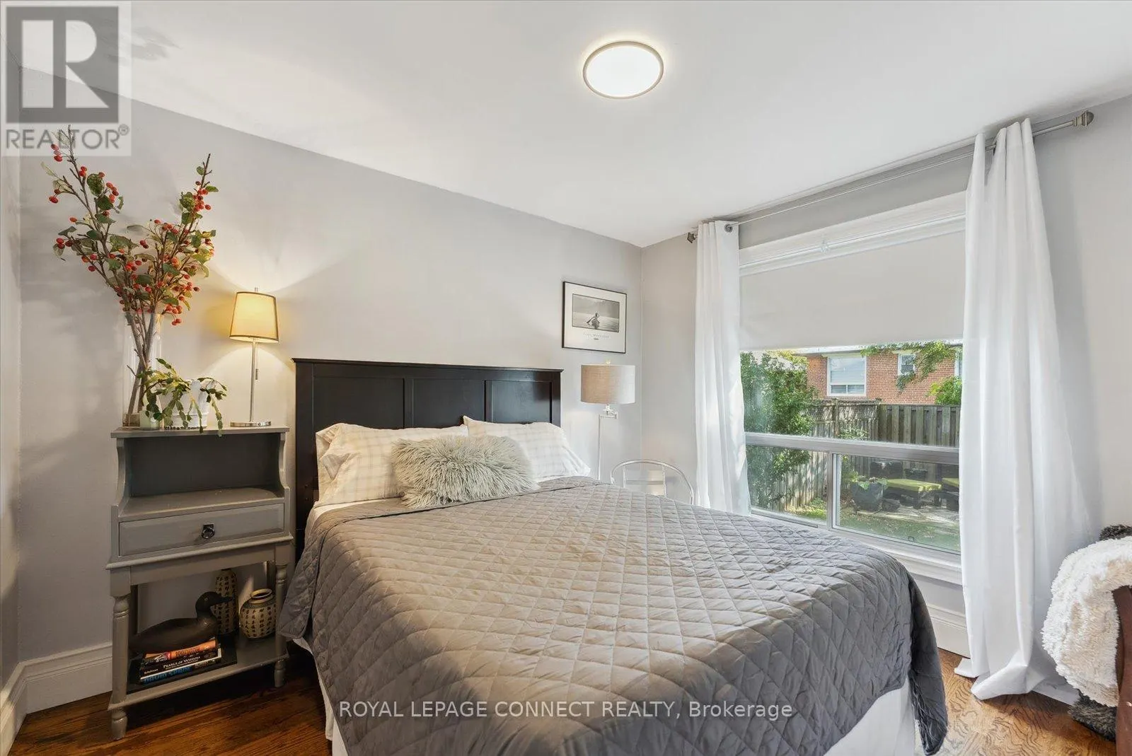 47 BRENDA CRESCENT