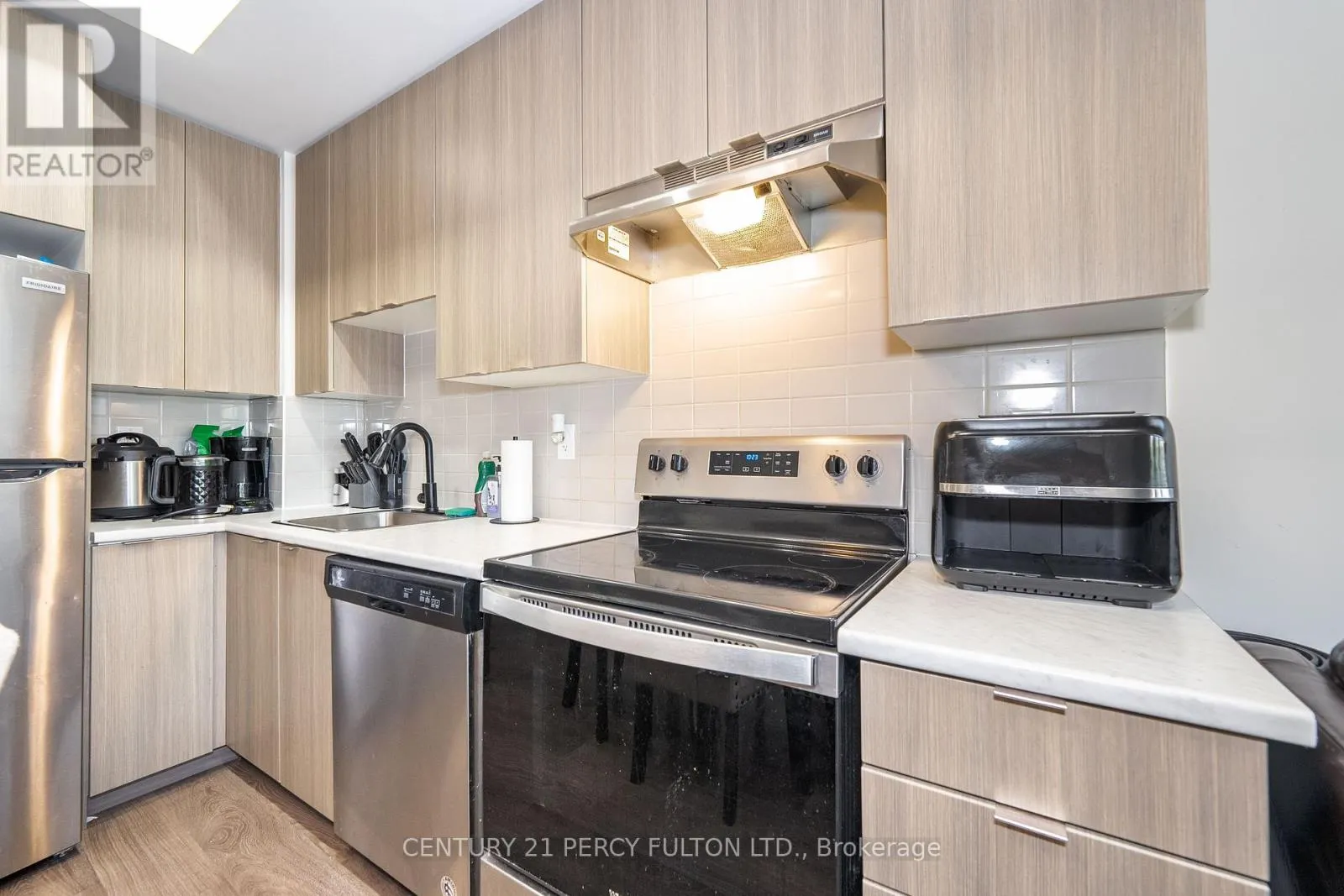 202 - 20 ORCHID PLACE DRIVE