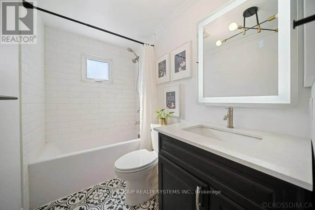 1114 CEDARCROFT CRESCENT