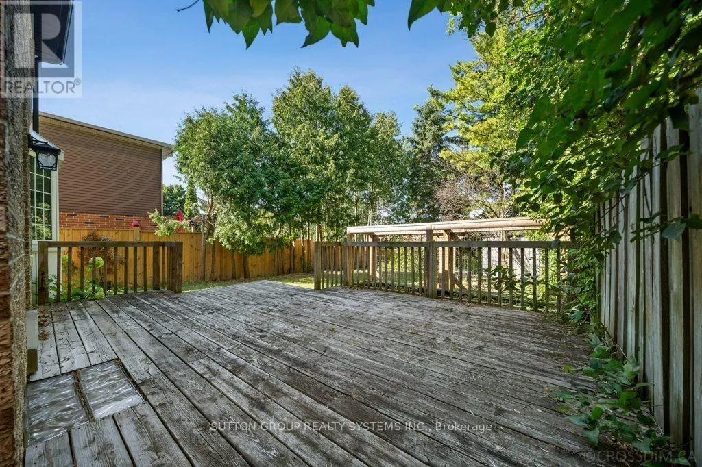 1114 CEDARCROFT CRESCENT