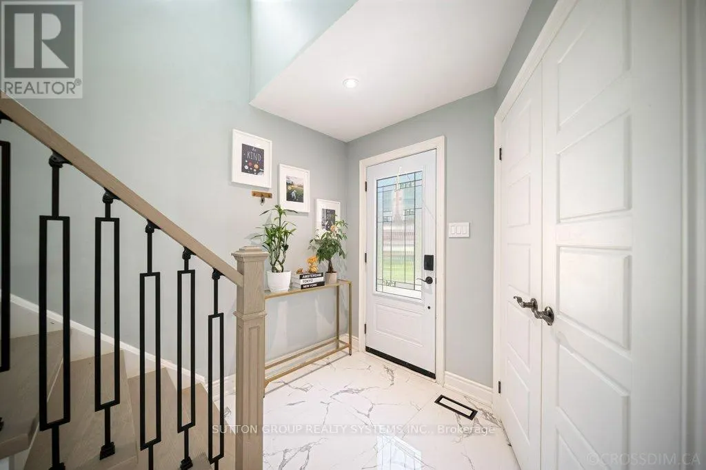 1114 CEDARCROFT CRESCENT