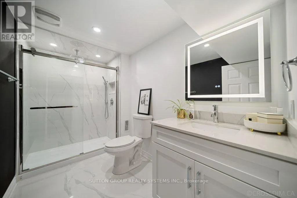 1114 CEDARCROFT CRESCENT