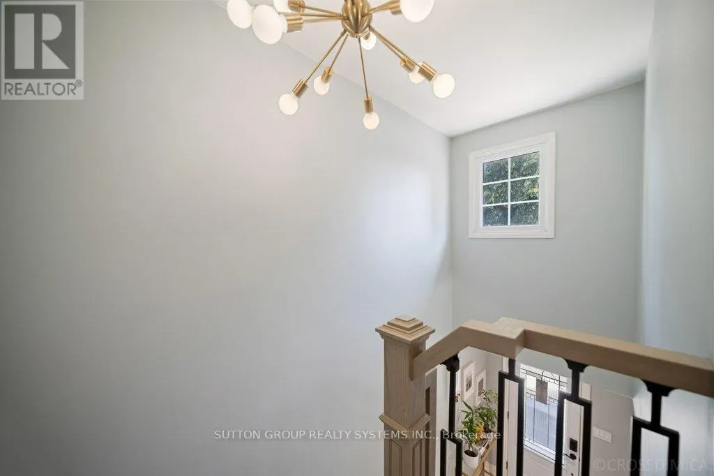 1114 CEDARCROFT CRESCENT