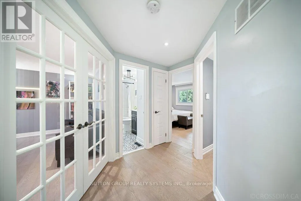 1114 CEDARCROFT CRESCENT