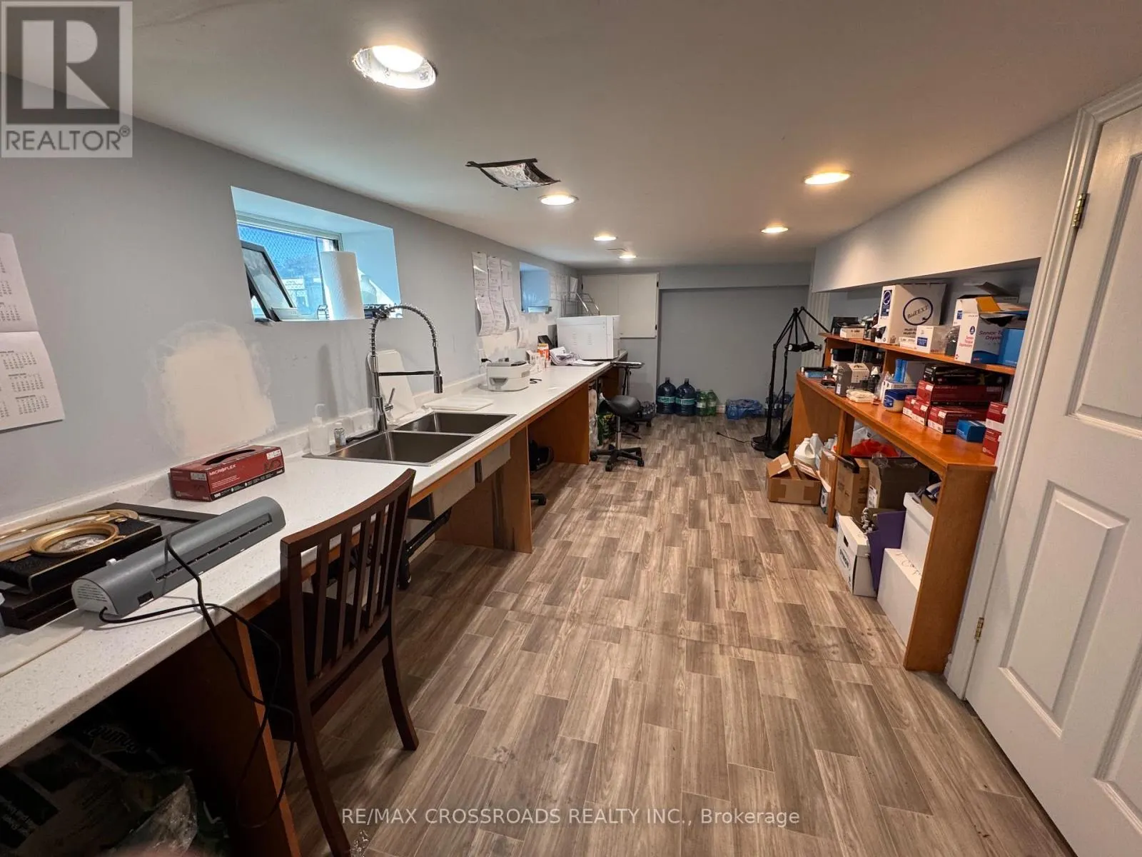 951 SIMCOE STREET N