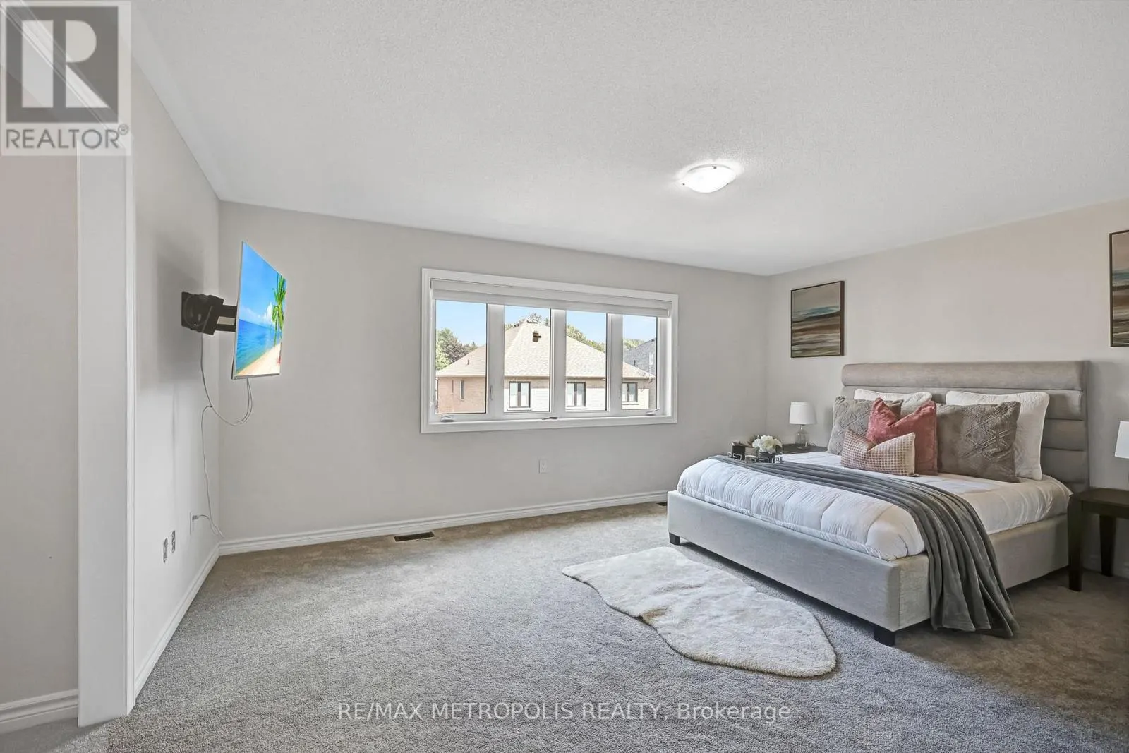 15 DOUGLAS KEMP CRESCENT