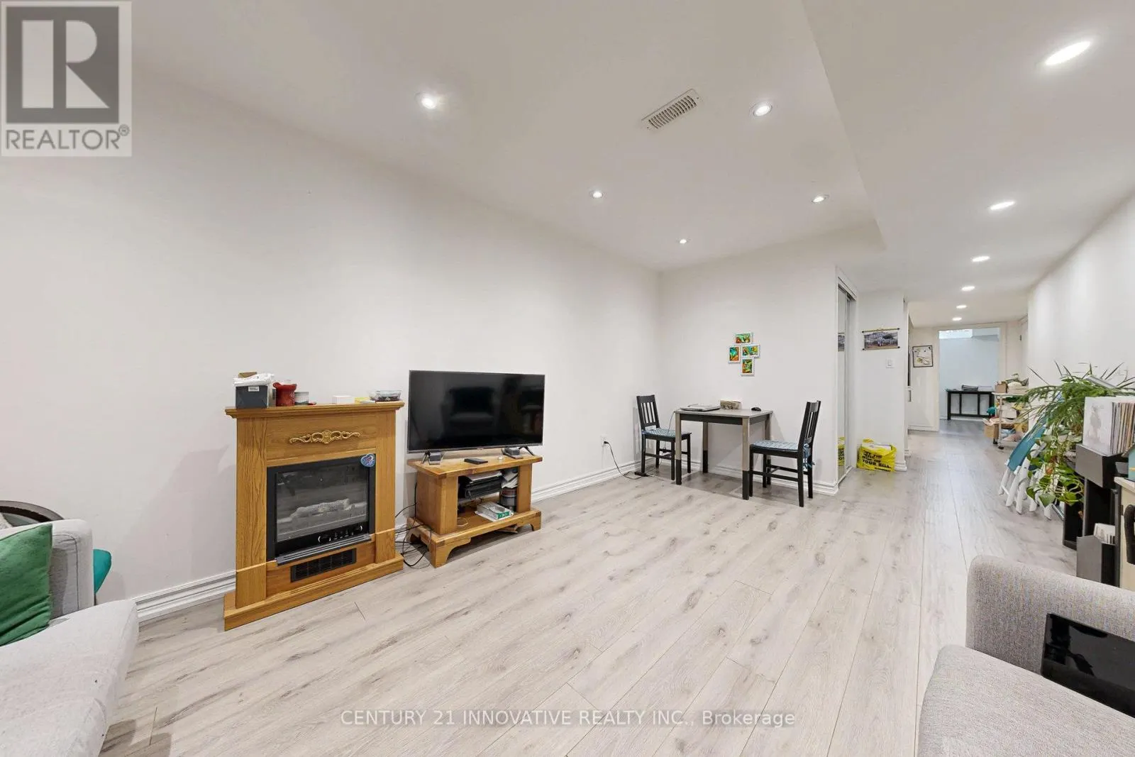 2349 USMAN ROAD