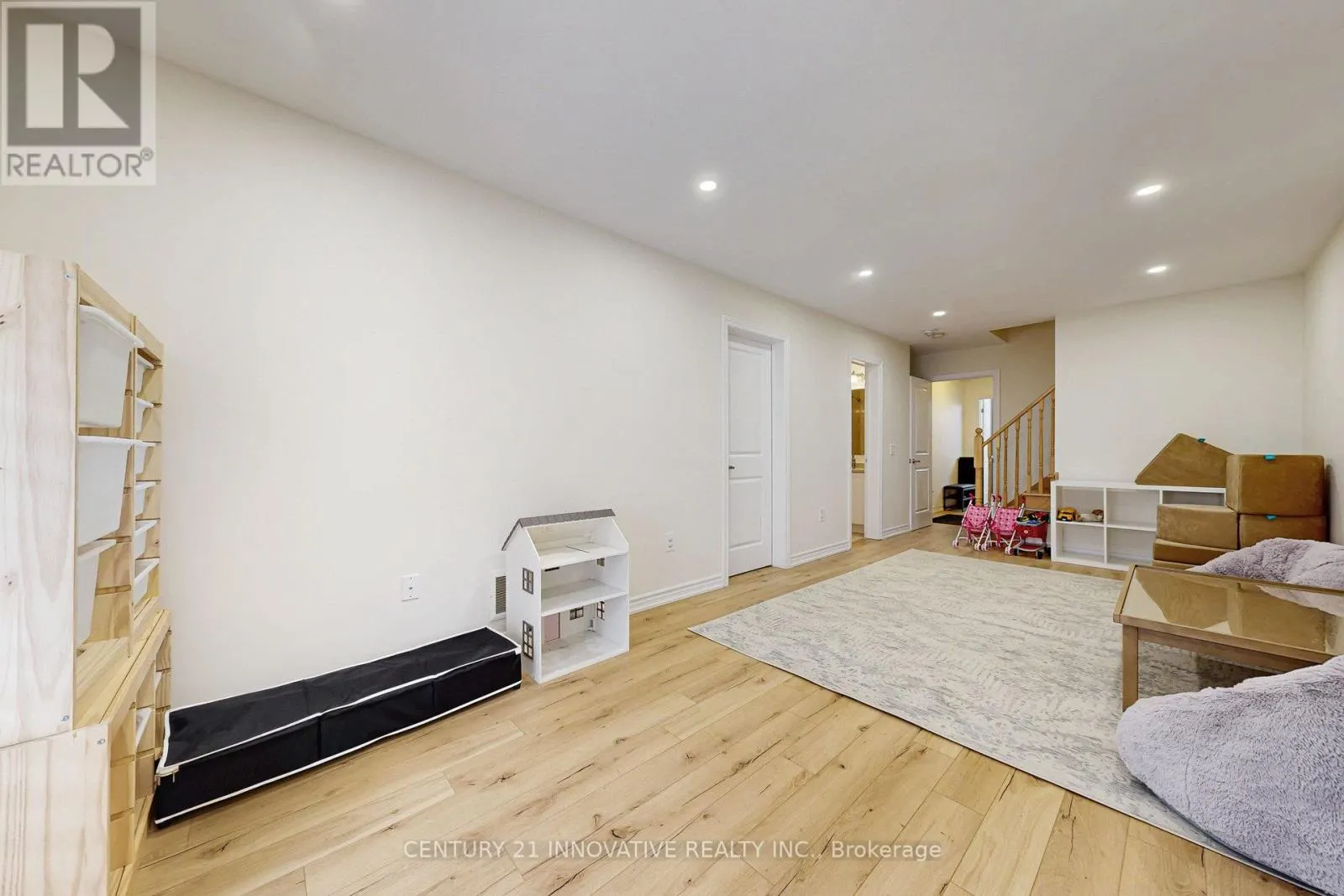 2349 USMAN ROAD