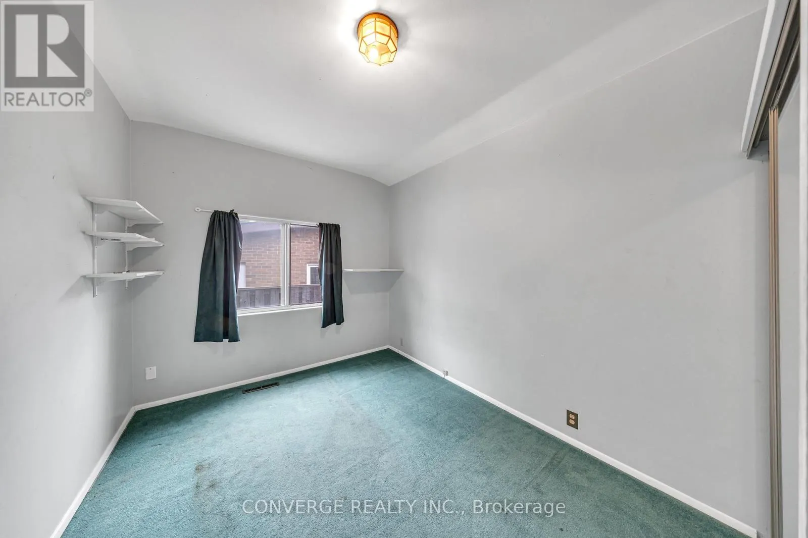 41 BROOKRIDGE DRIVE