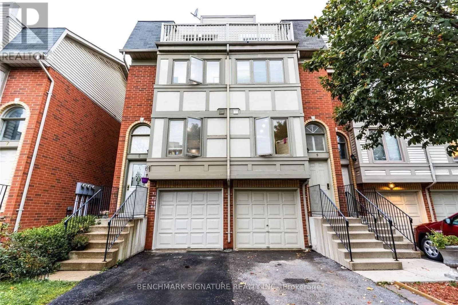 8 - 1635 PICKERING PARKWAY