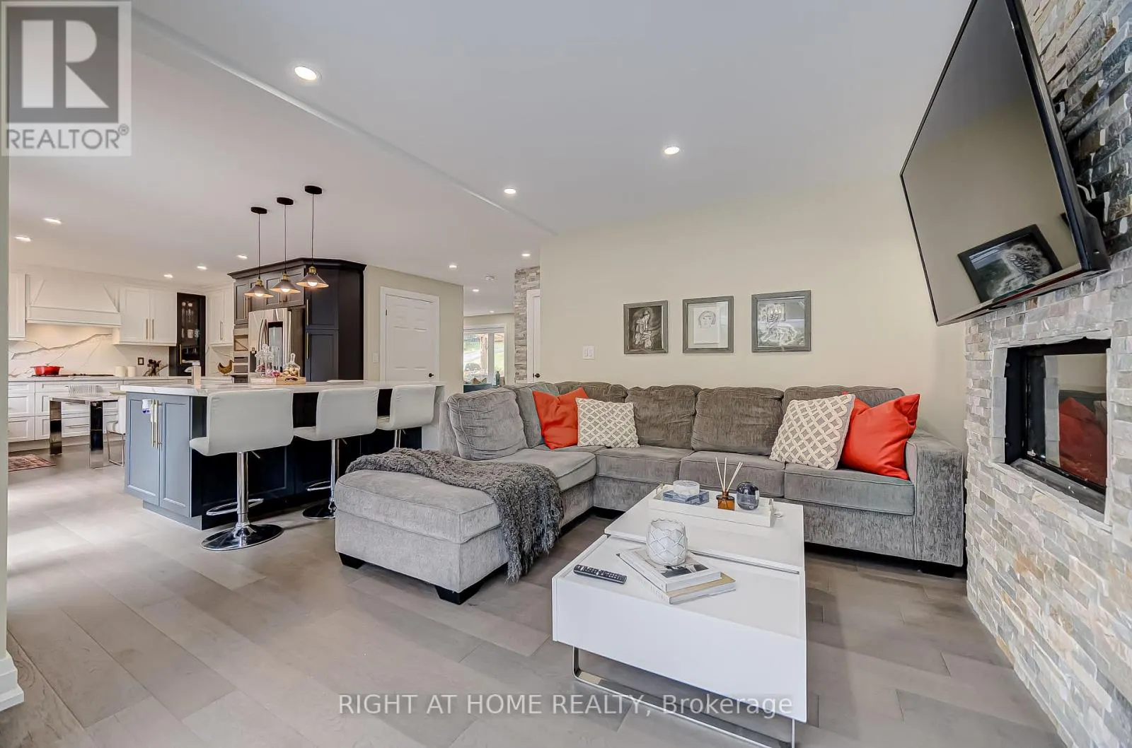 1482 OLD FOREST ROAD