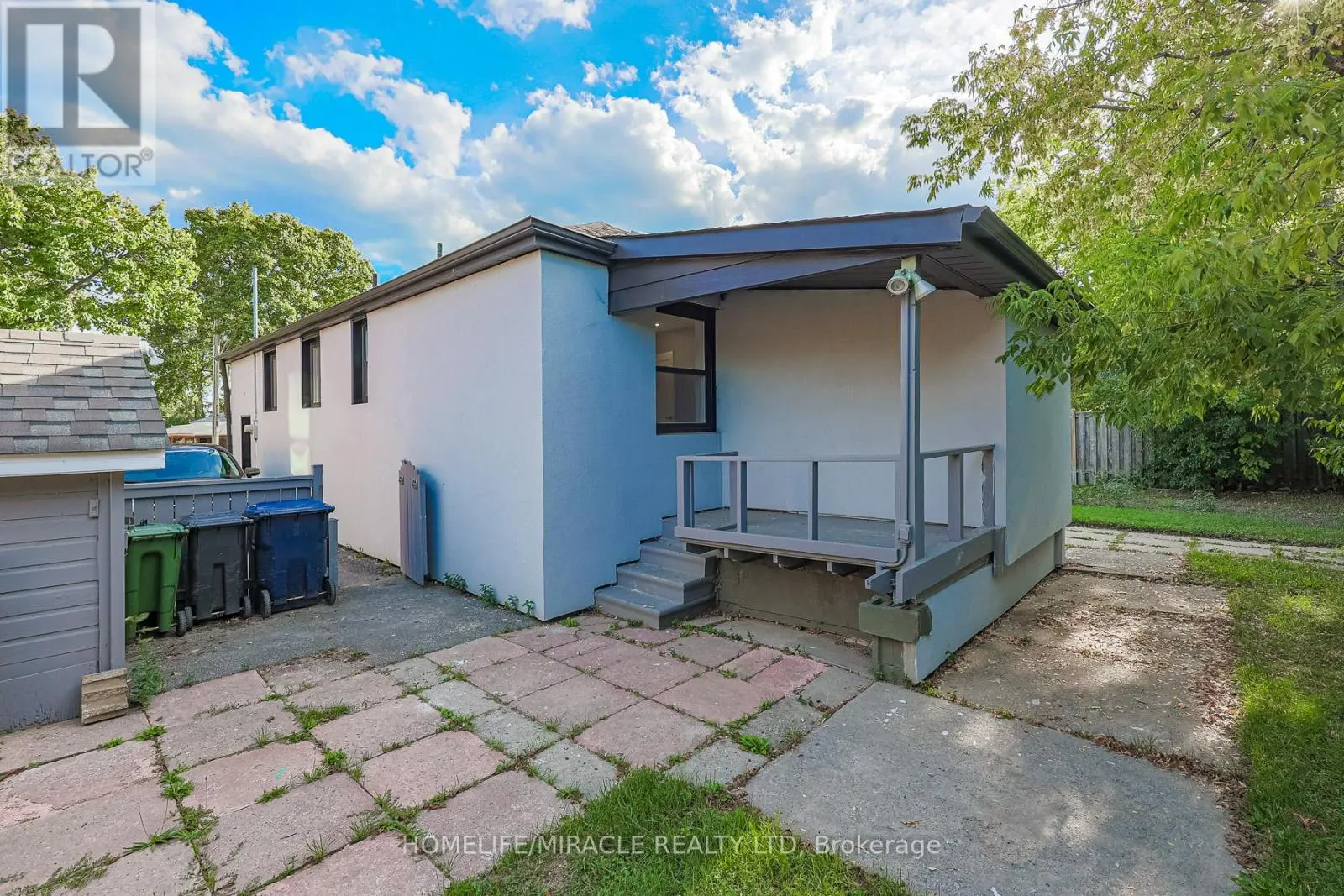 88 INNISWOOD DRIVE