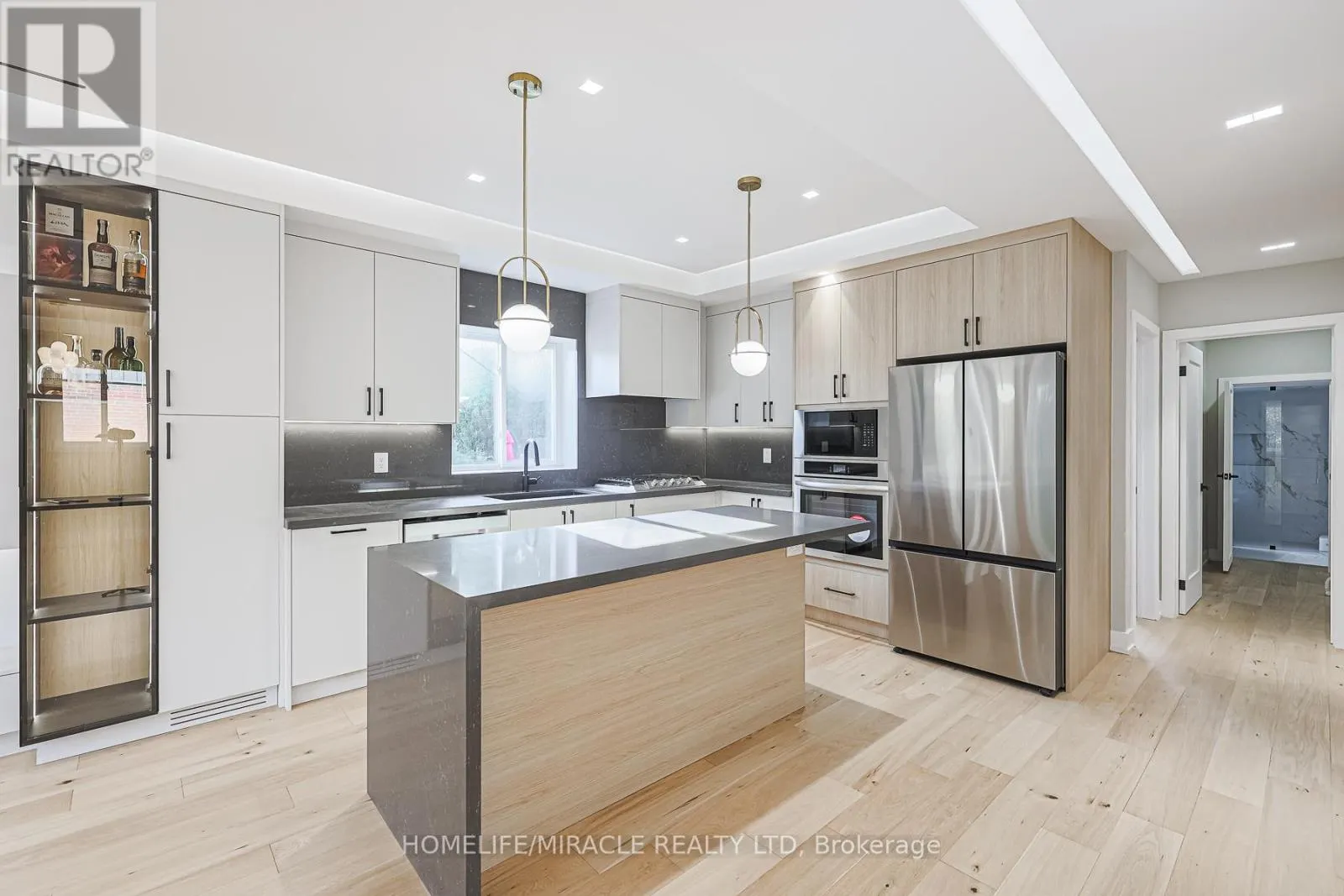 88 INNISWOOD DRIVE