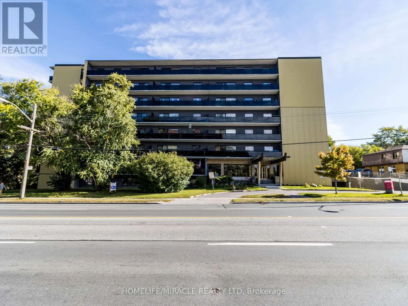 605 - 1651 VICTORIA PARK AVENUE