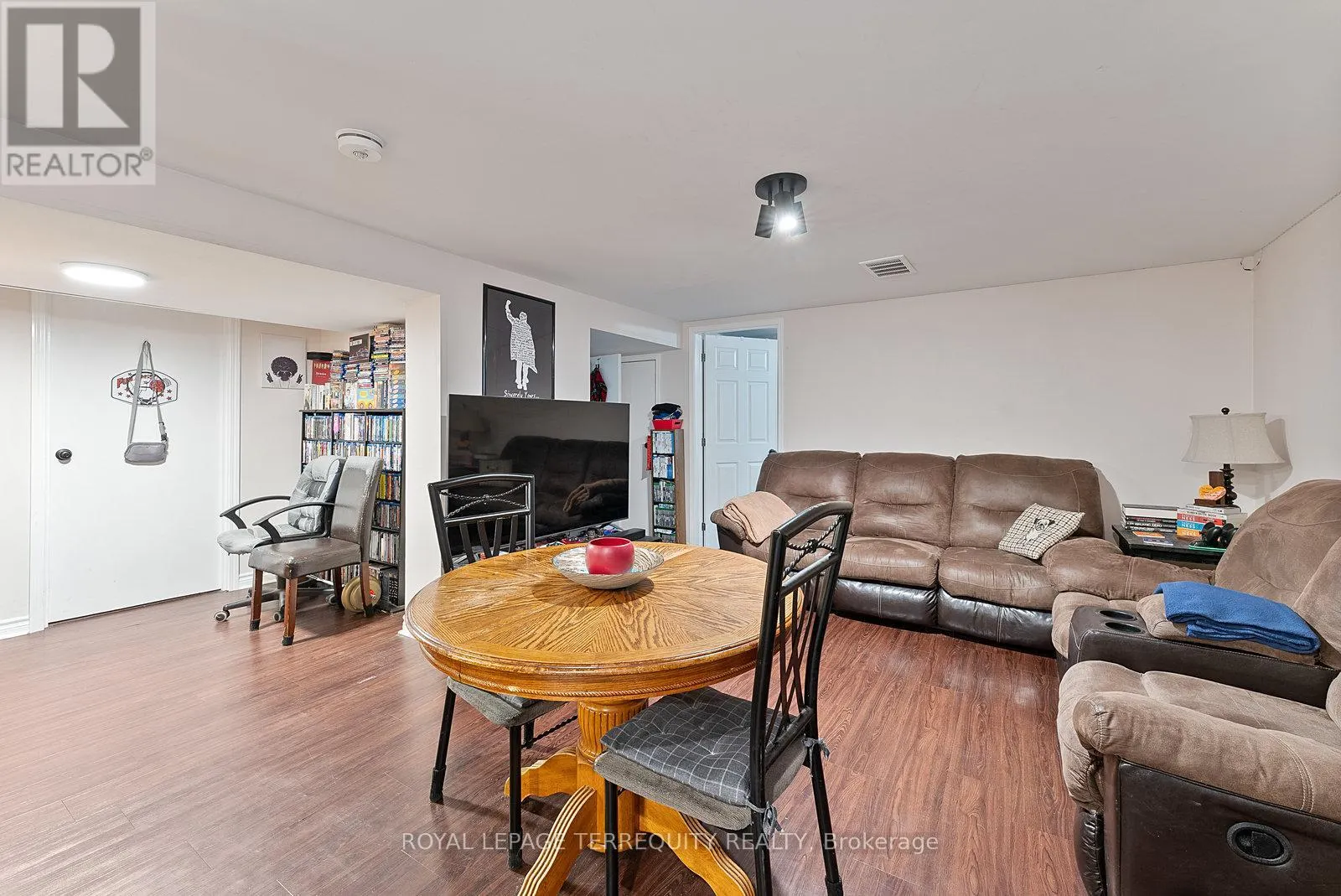 329 COCHRANE STREET