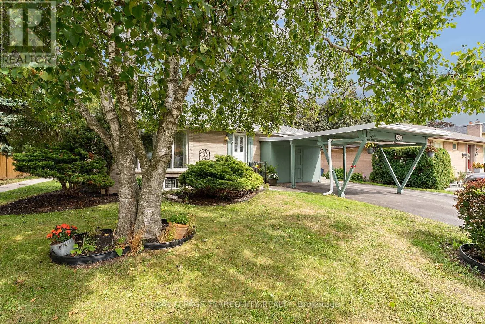 329 COCHRANE STREET