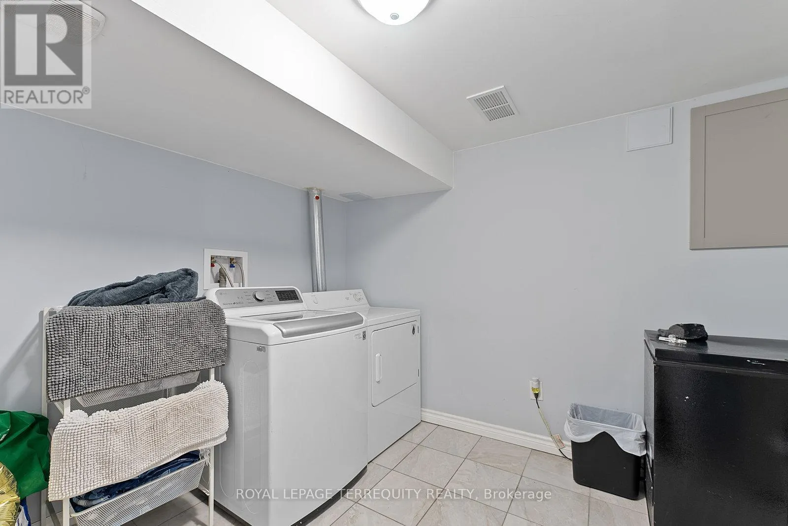329 COCHRANE STREET