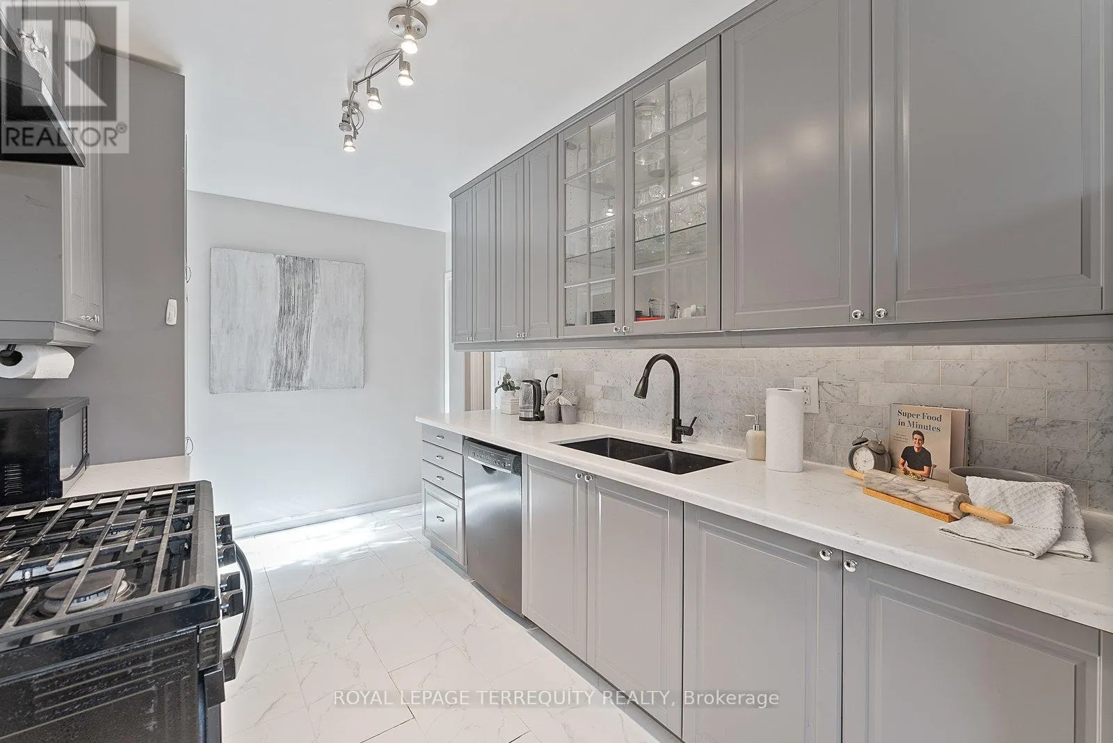 329 COCHRANE STREET