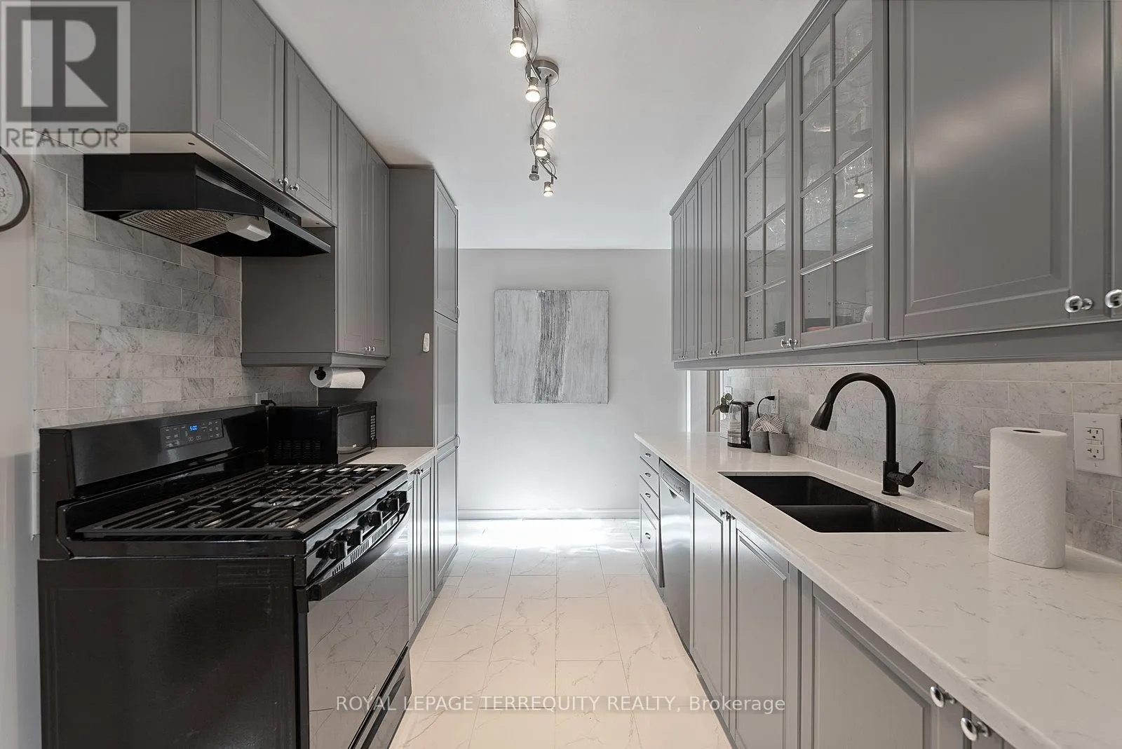 329 COCHRANE STREET