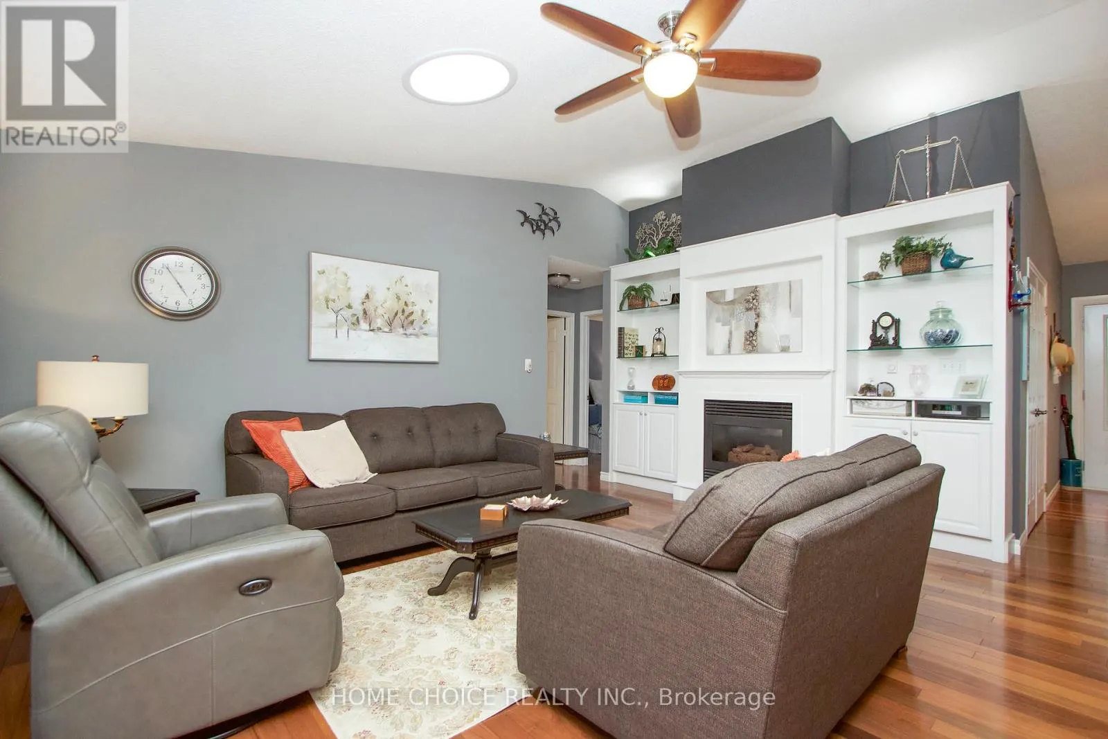 29 CORNERBROOK COURT
