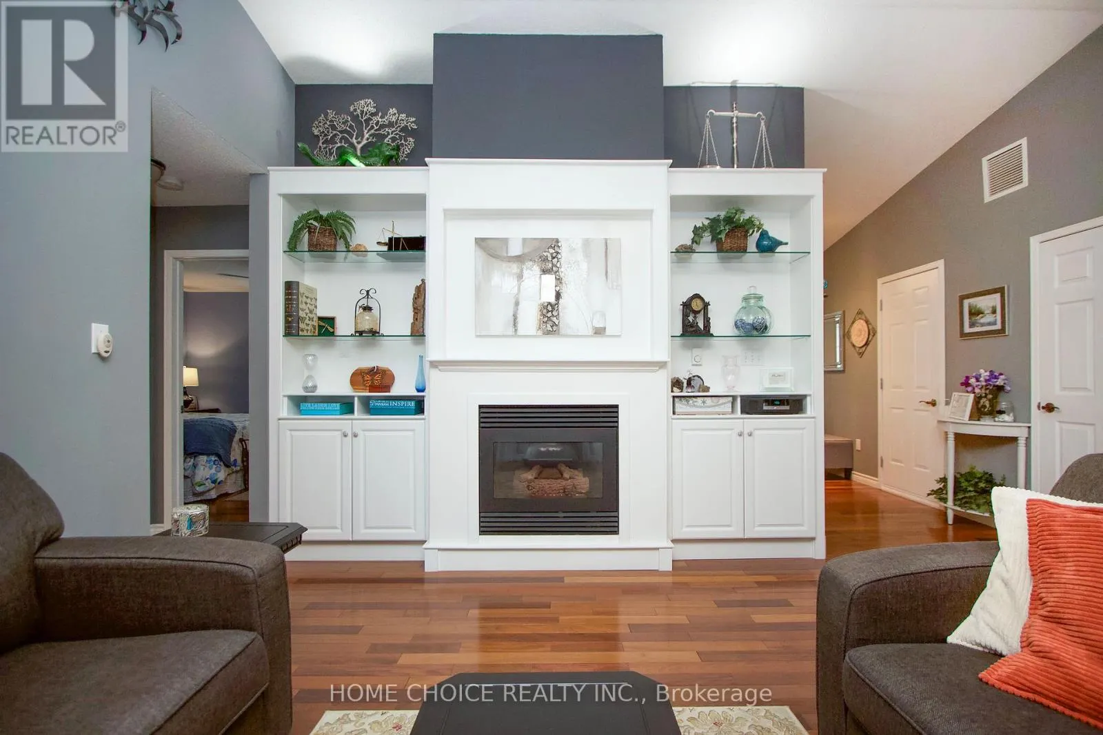 29 CORNERBROOK COURT