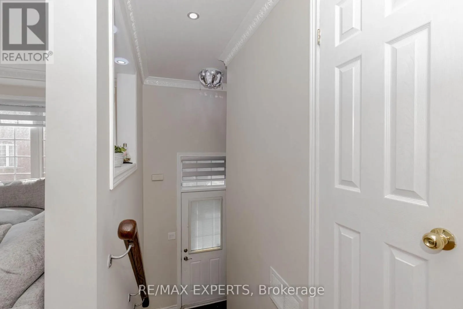 24 IGNATIUS LANE