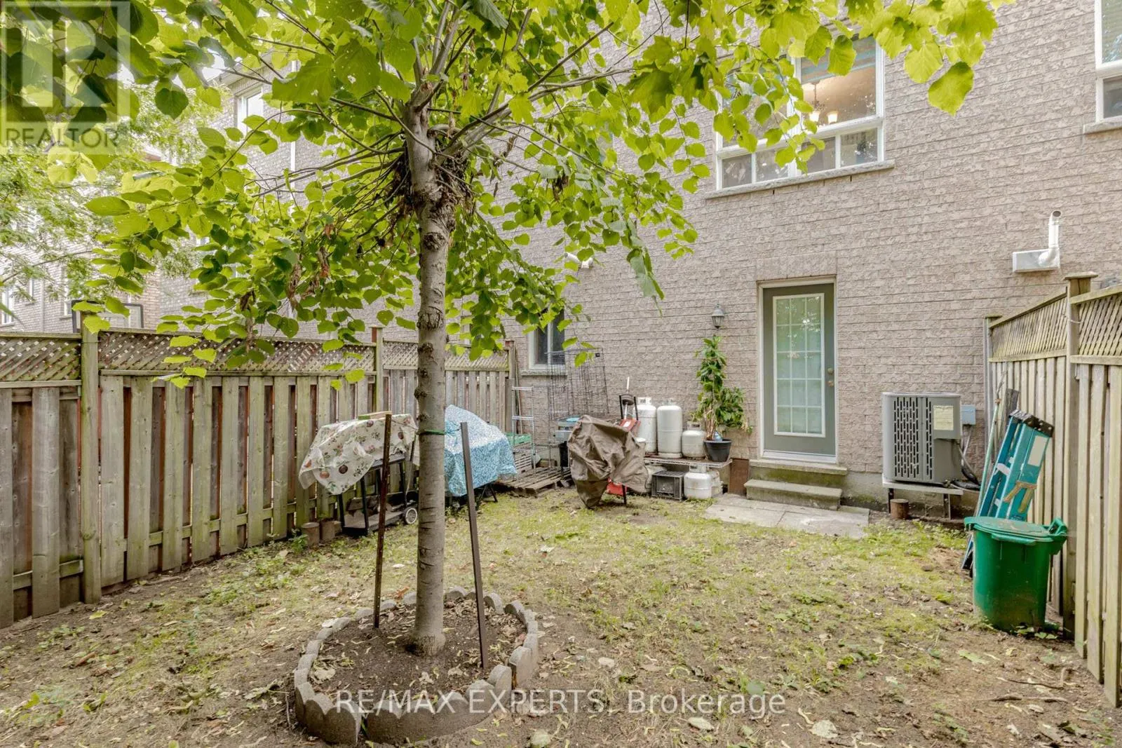 24 IGNATIUS LANE