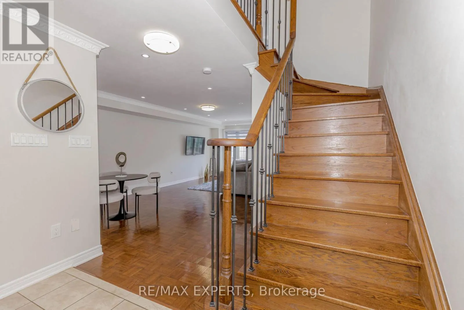 24 IGNATIUS LANE