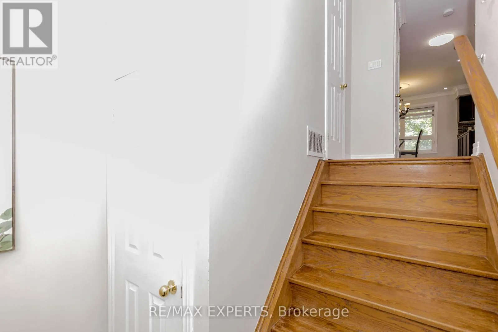 24 IGNATIUS LANE