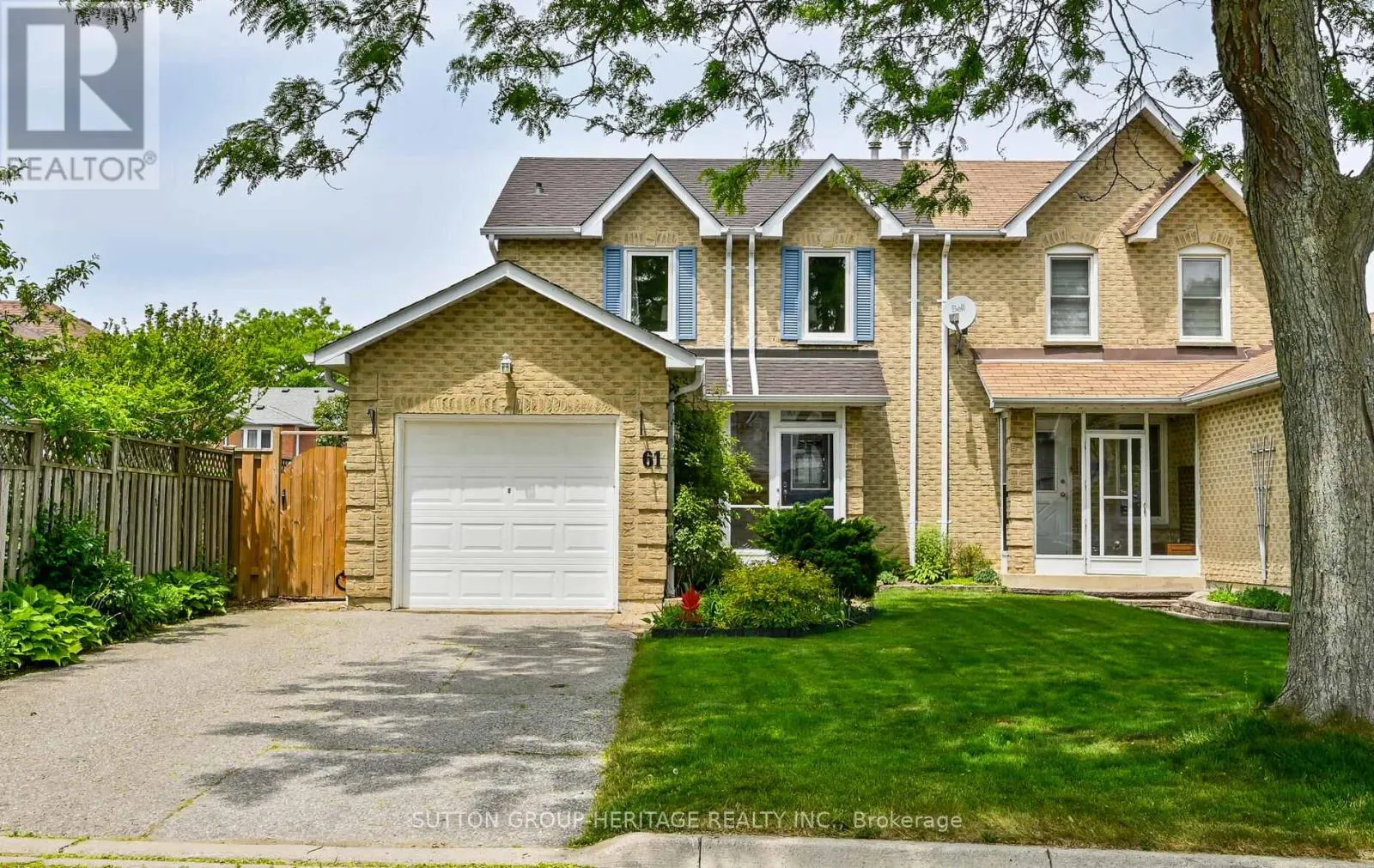 61 KIPLING CRESCENT