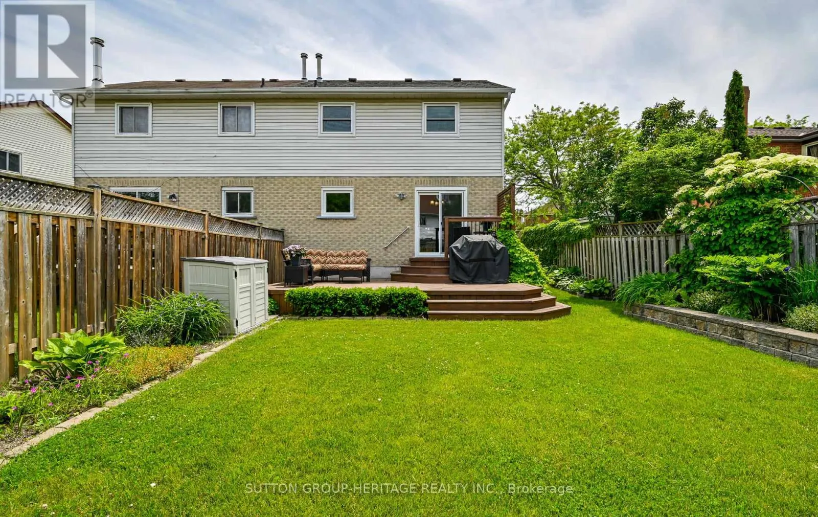 61 KIPLING CRESCENT