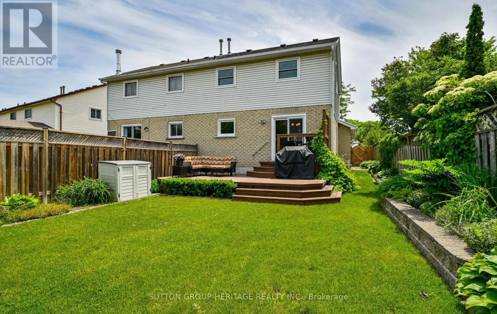 61 KIPLING CRESCENT