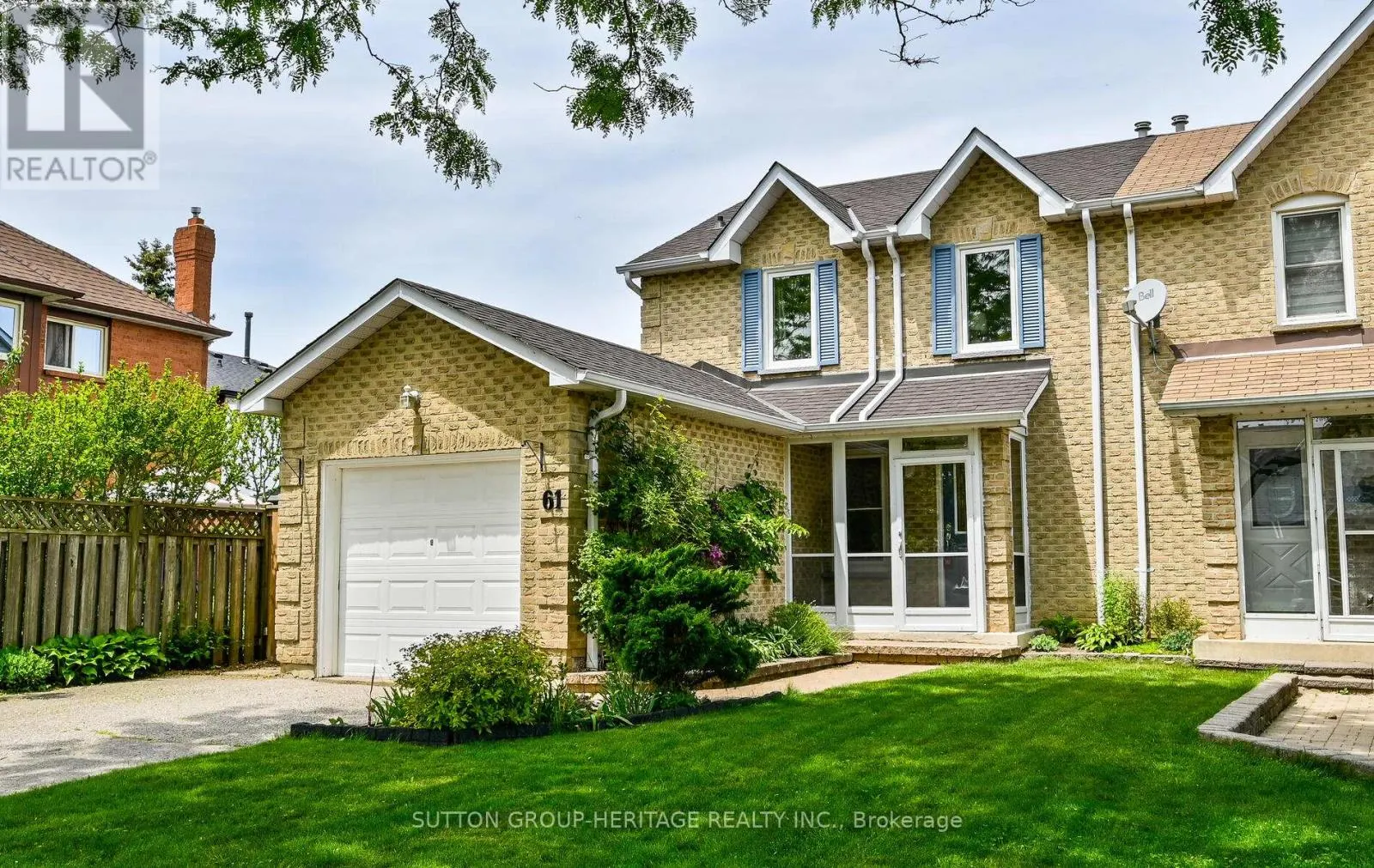61 KIPLING CRESCENT