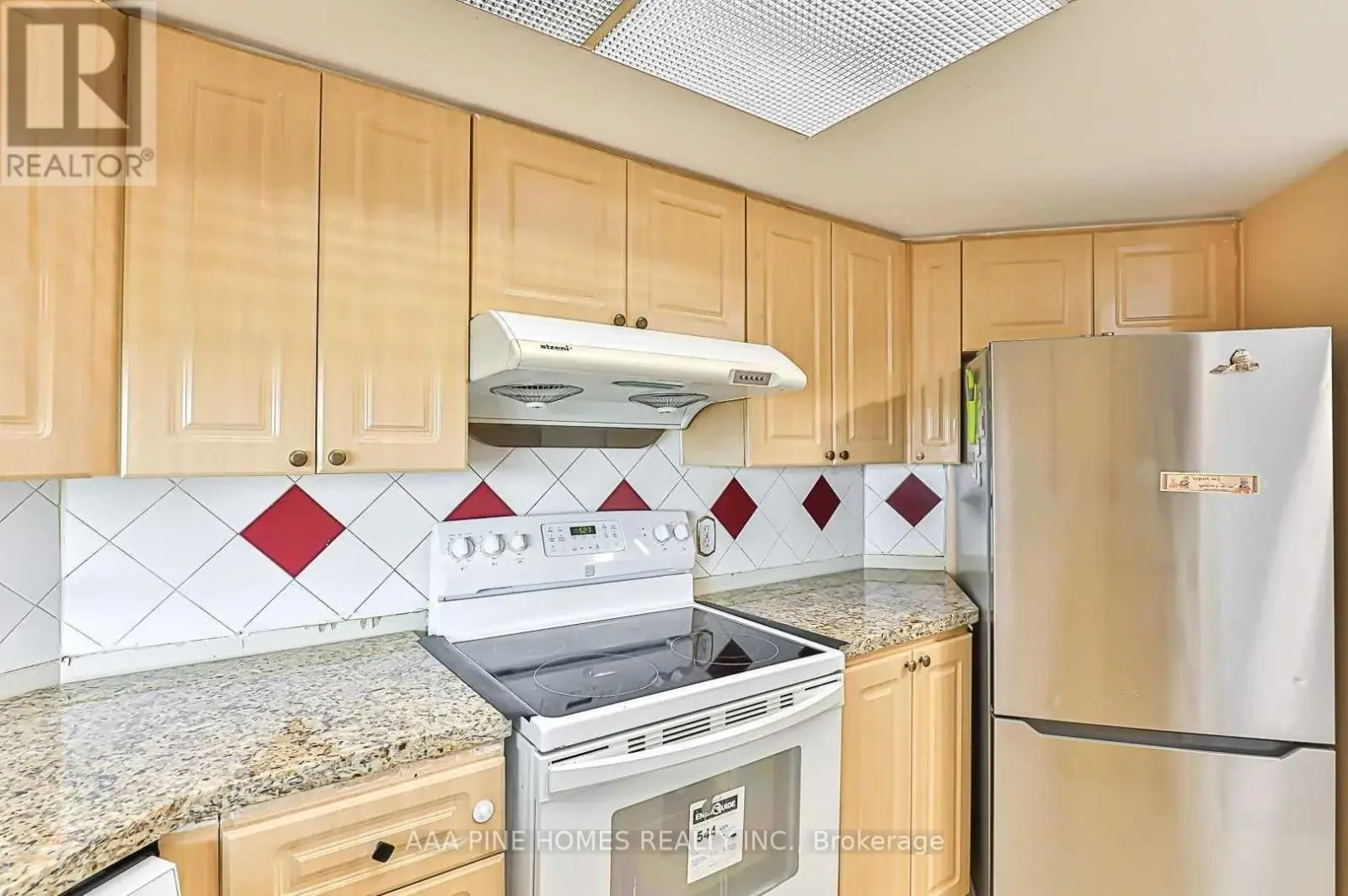 #1111 - 2550 LAWRENCE AVENUE E