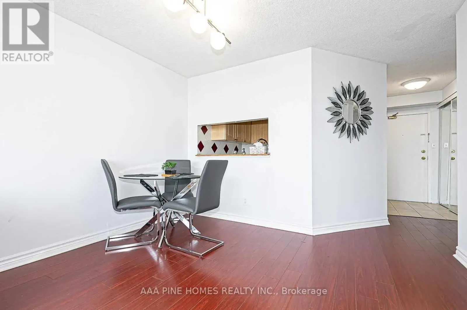 #1111 - 2550 LAWRENCE AVENUE E