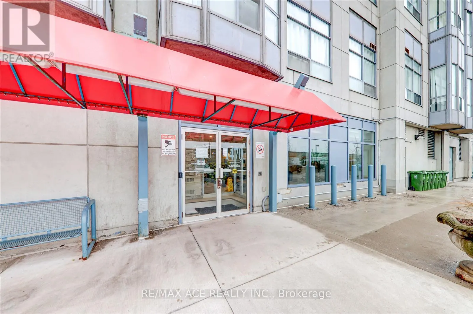 1410 - 1470 MIDLAND AVENUE