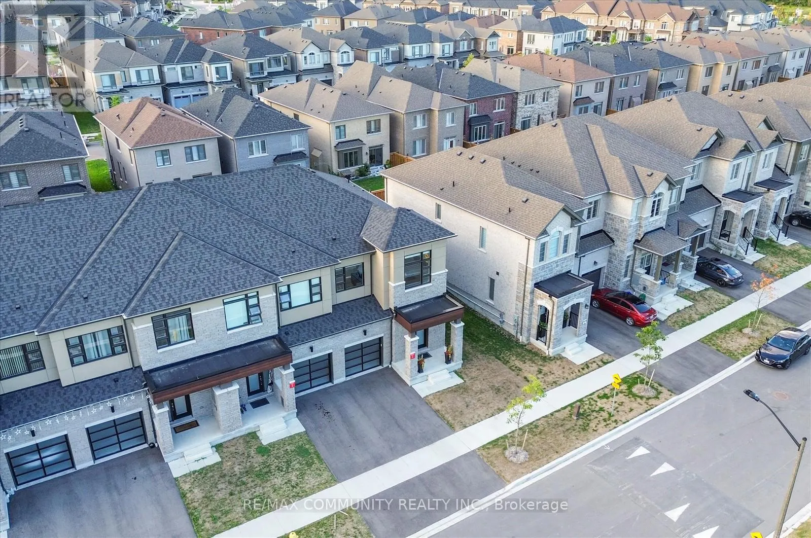 124 OGSTON CRESCENT