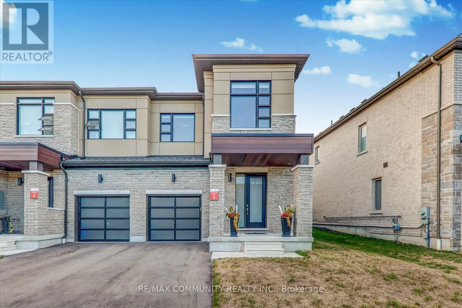 124 OGSTON CRESCENT