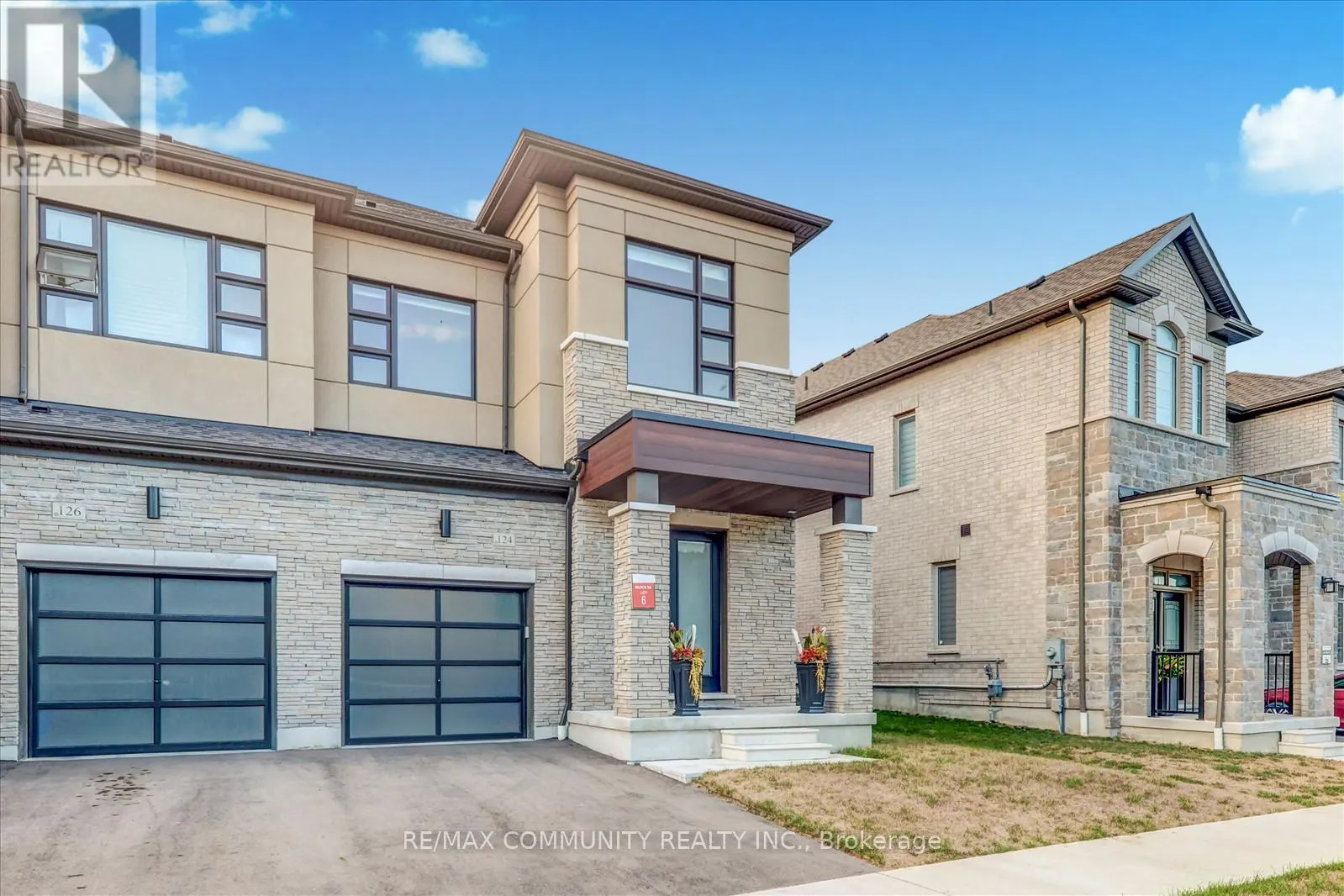 124 OGSTON CRESCENT
